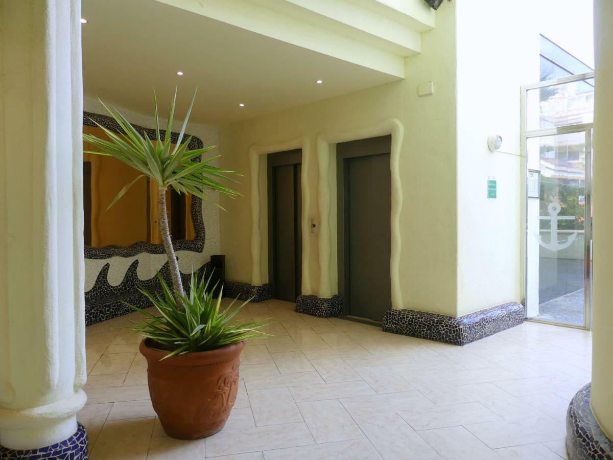 Puerto Marina-Benalmadena Luxury Apartment Dentro De La Isla Екстер'єр фото